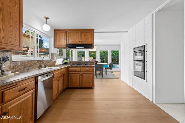 $1,899,000 | 16138 Meadowcrest Road, Sherman Oaks, CA 91403