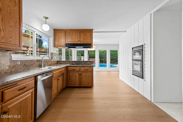 $1,899,000 | 16138 Meadowcrest Road, Sherman Oaks, CA 91403