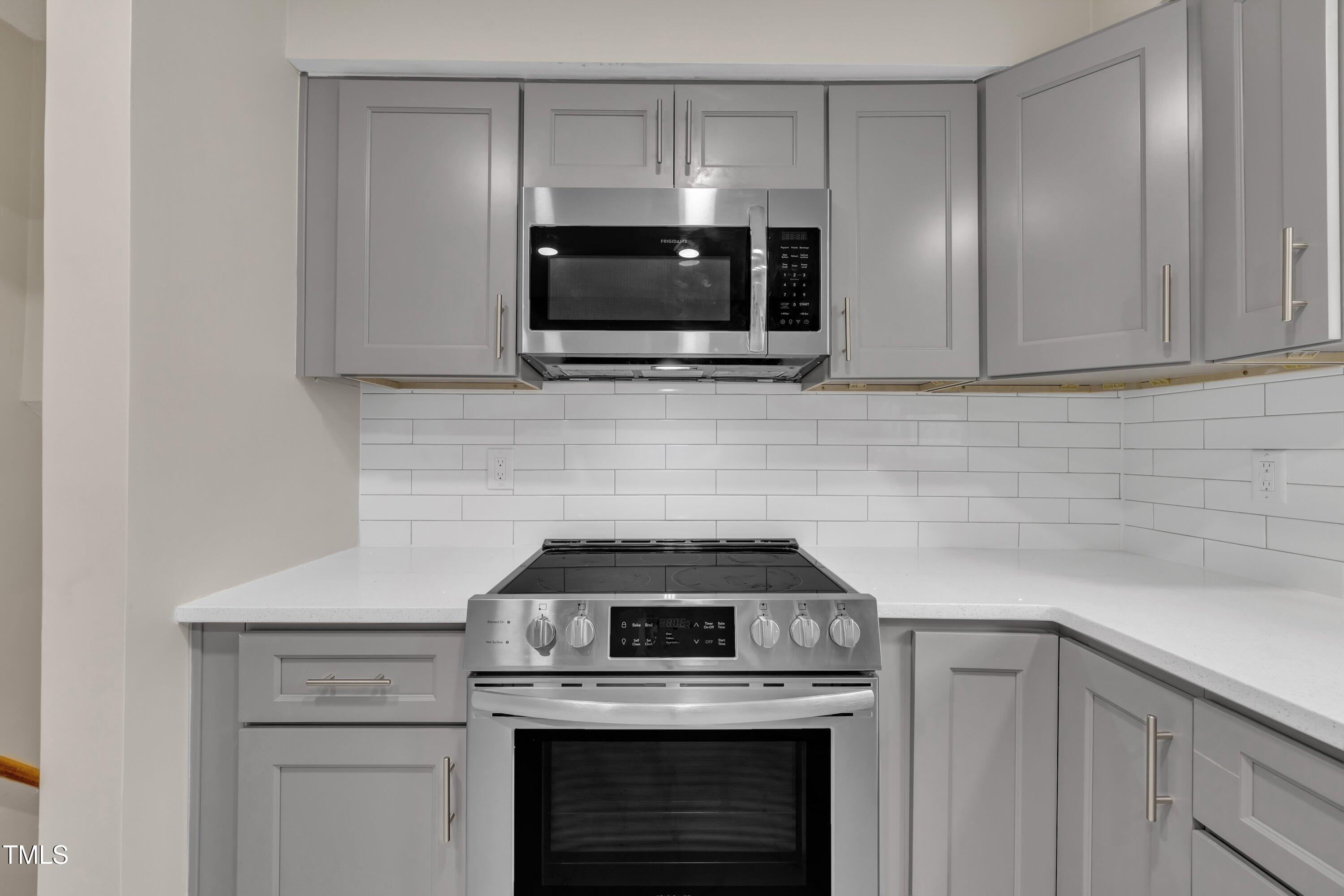 215 Longview Drive Smithfield, NC 27577 - Photo 16 of 45 Kitchen