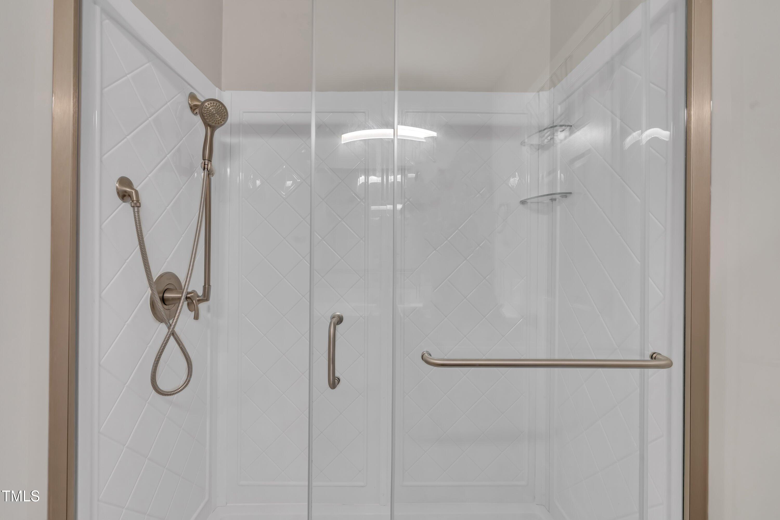 215 Longview Drive Smithfield, NC 27577 - Photo 35 of 45 Primary Ensuite