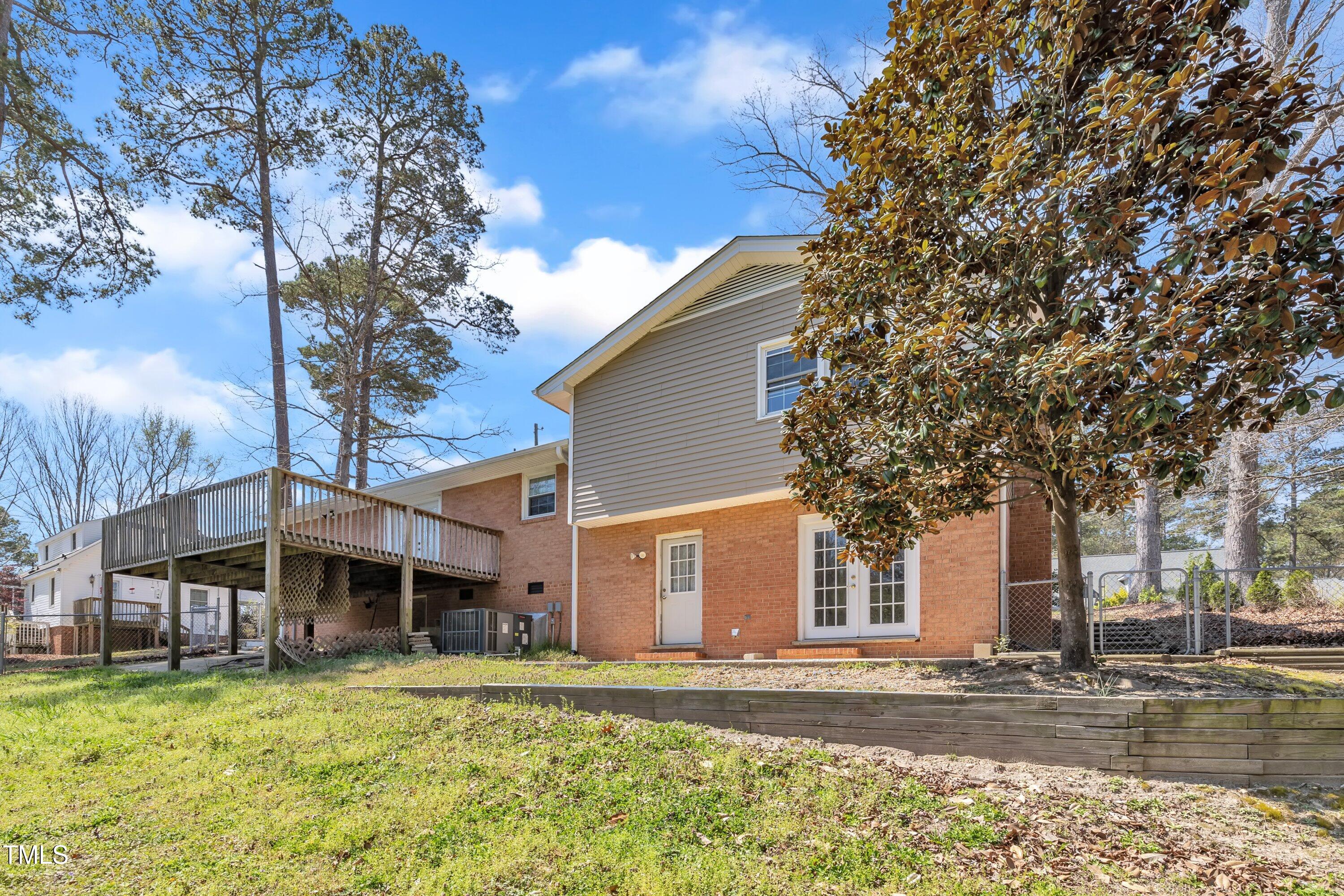 215 Longview Drive Smithfield, NC 27577 - Photo 41 of 45 Rear Exterior