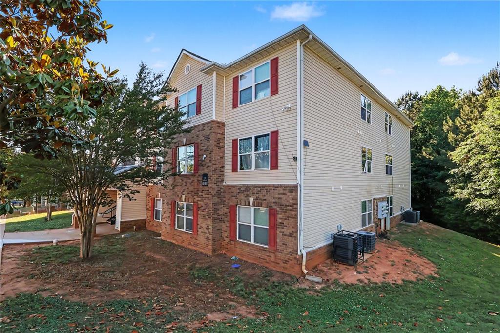 5304 Waldrop Place Decatur, GA 30034 - Photo 3 of 32