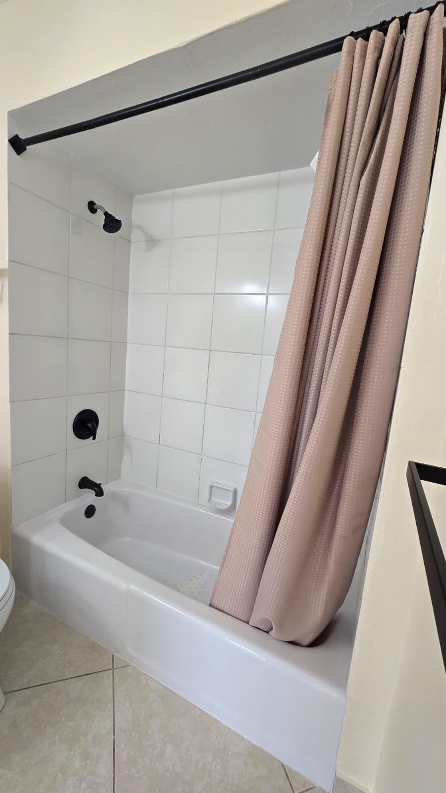 105 South Riverside Drive, Unit 402 Pompano Beach, FL 33062 - Photo 27 of 43 PHOTO-2026-06-09-17-06-36 3
