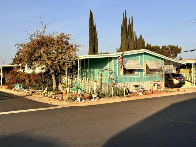 $69,000 | 581 North Crawford Avenue, Unit 2, Dinuba, CA 93618