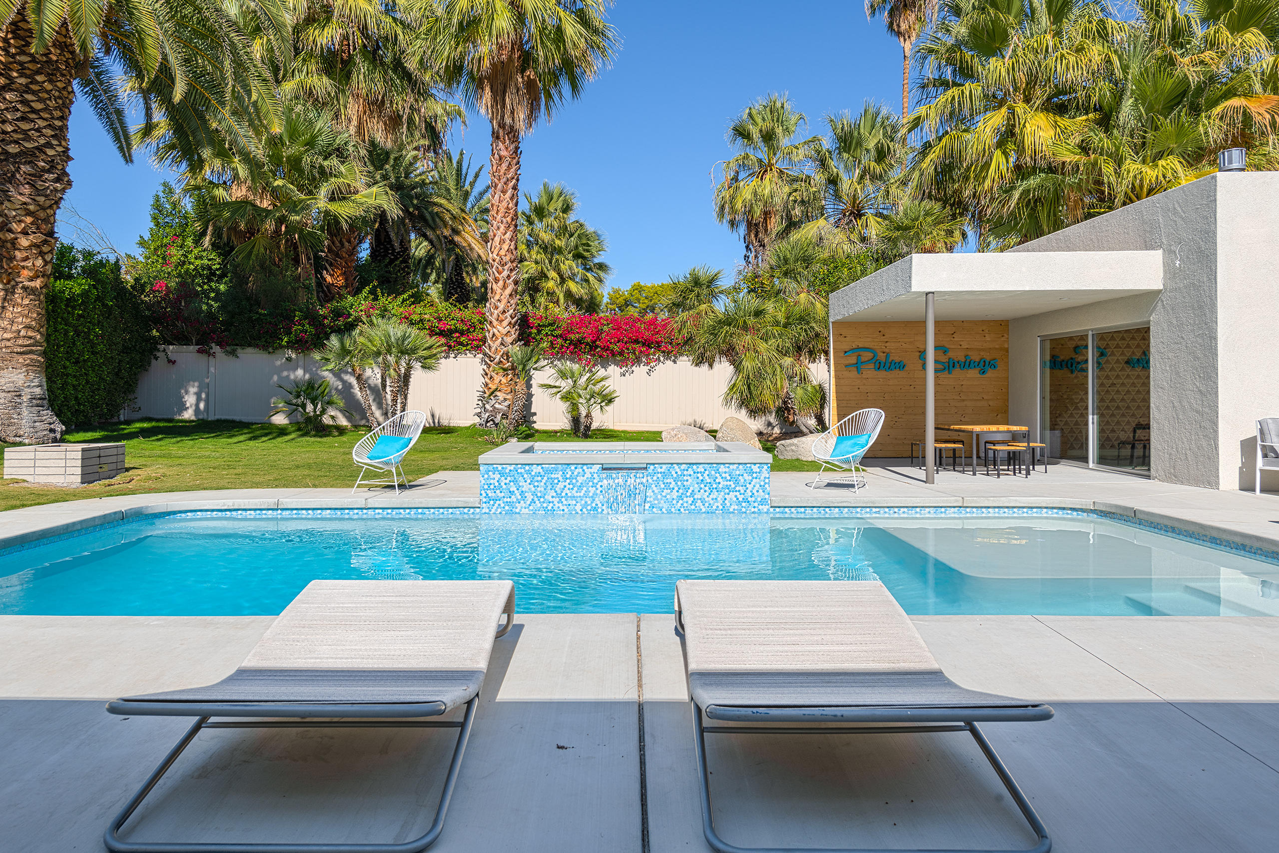 444 West Stevens Road Palm Springs, CA 92262 - Photo 19 of 34 2326