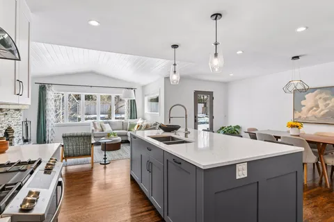 $950,000 | 6105 Birchcrest Drive, Edina, MN 55436