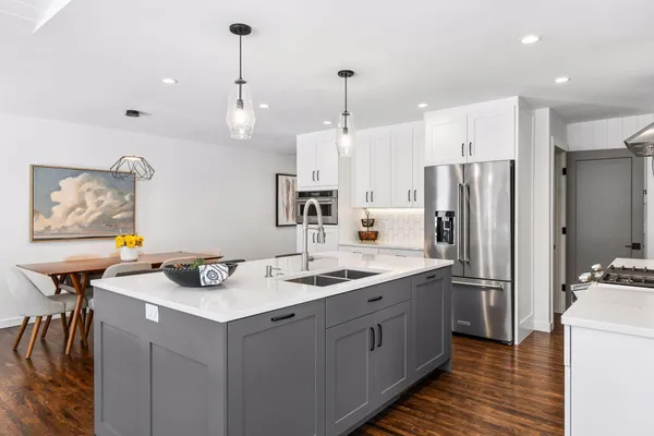 $950,000 | 6105 Birchcrest Drive, Edina, MN 55436