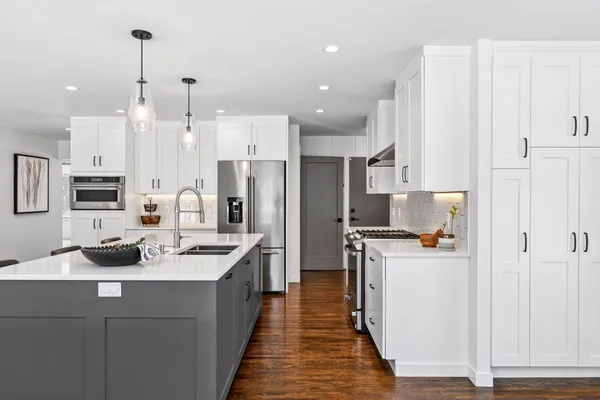 $950,000 | 6105 Birchcrest Drive, Edina, MN 55436