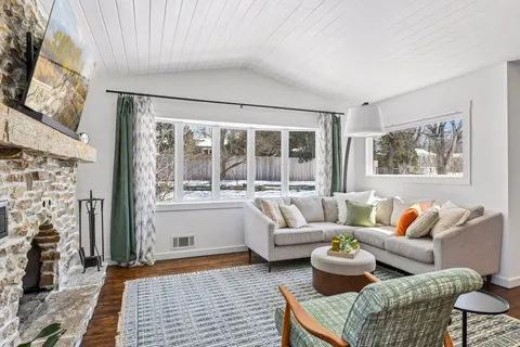 $950,000 | 6105 Birchcrest Drive, Edina, MN 55436