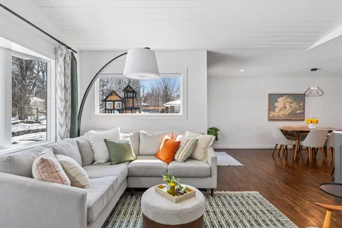 $950,000 | 6105 Birchcrest Drive, Edina, MN 55436