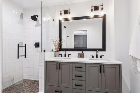 $950,000 | 6105 Birchcrest Drive, Edina, MN 55436