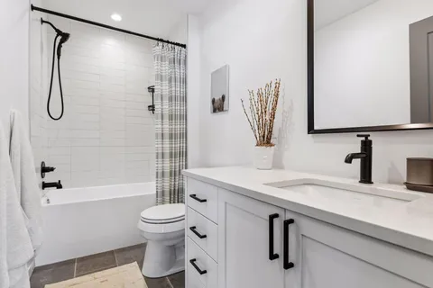 $950,000 | 6105 Birchcrest Drive, Edina, MN 55436