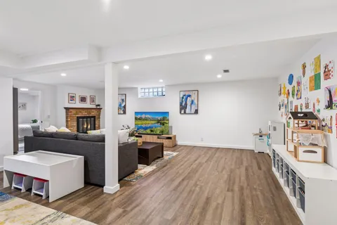 $950,000 | 6105 Birchcrest Drive, Edina, MN 55436