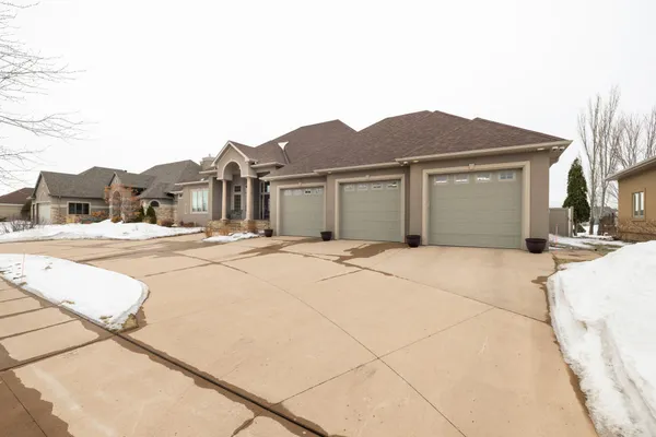 $1,259,900 | 1827 7th Street East, West Fargo, ND 58078
