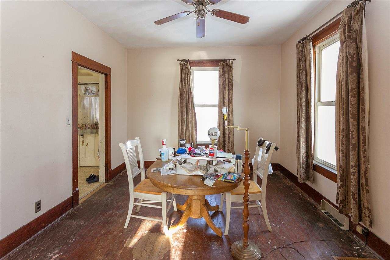 3026 Rockingham Road Davenport, IA 52802 - Photo 5 of 15 Gallery Image 5