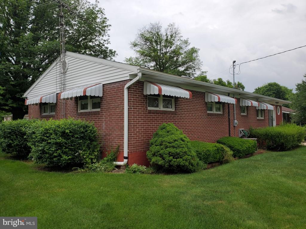 2311 Loucks Road York, PA 17408 - Photo 39 of 46 Gallery Image 39