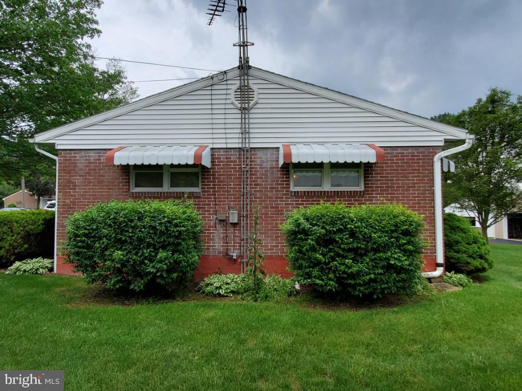2311 Loucks Road York, PA 17408 - Photo 41 of 46 Gallery Image 41