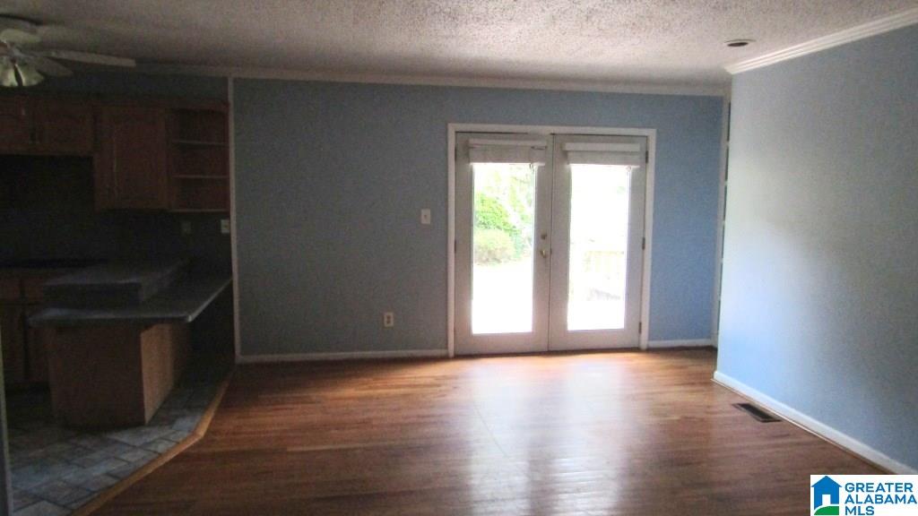 824 Overlook Circle Bessemer, AL 35023 - Photo 11 of 46