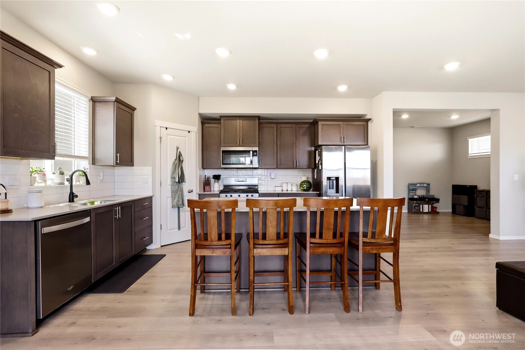 6061 Addison Road Southwest Port Orchard, WA 98367 - Photo 14 of 39 Gallery Image 14