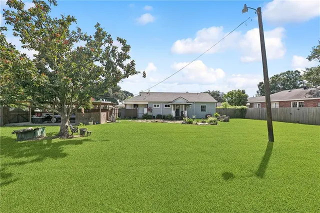 $224,500 | 225 St Rose Avenue, St. Rose, LA 70087
