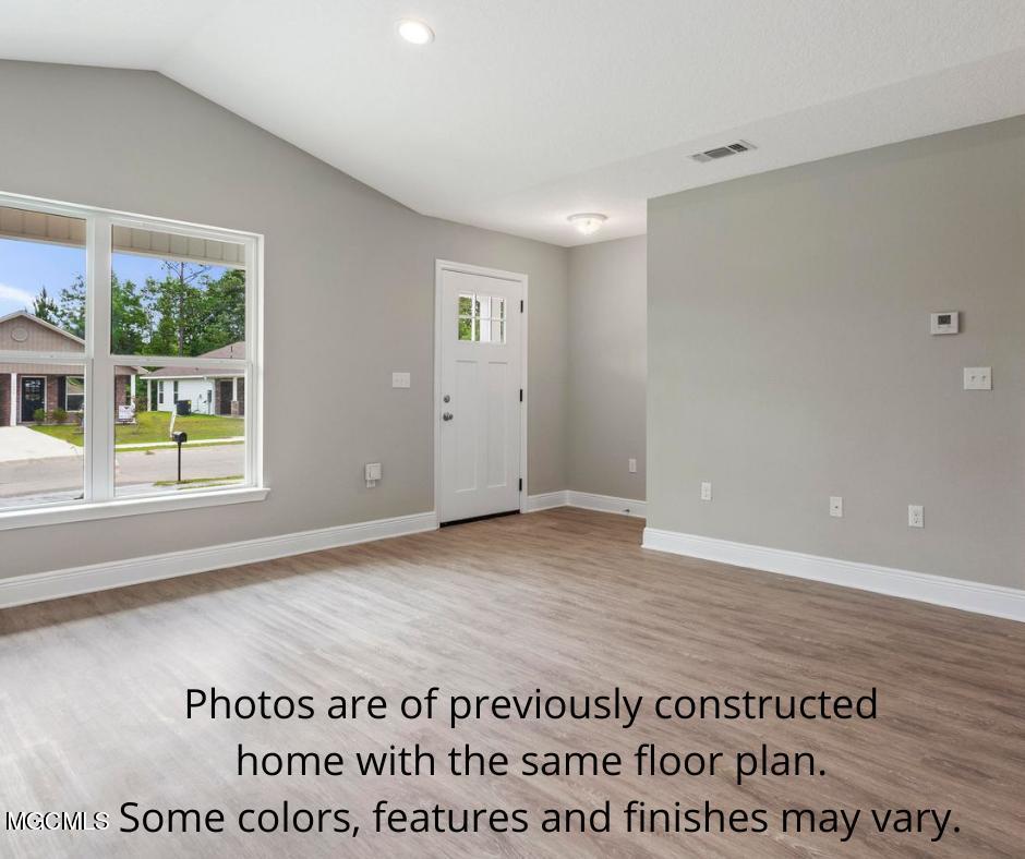 142 Hunters Trace Picayune, MS 39466 - Photo 4 of 18 Model Home, Subject property to look sim
