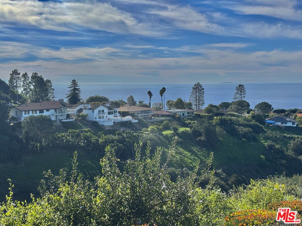 6526 Ocean Crest Drive, Unit 102 Rancho Palos Verdes, CA 90275 - Photo 17 of 21