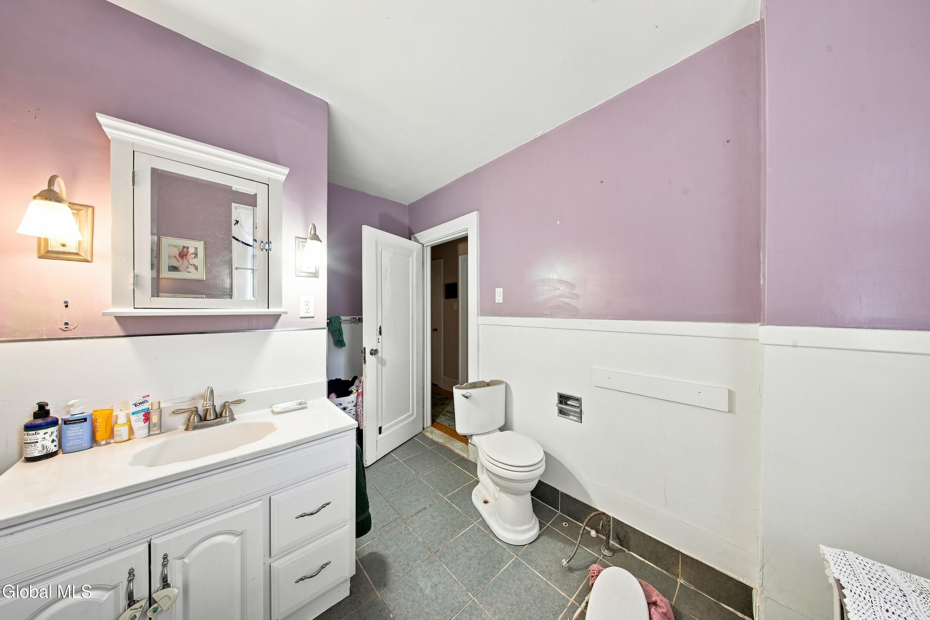 1173 Sumner Avenue Schenectady, NY 12309 - Photo 22 of 32 18