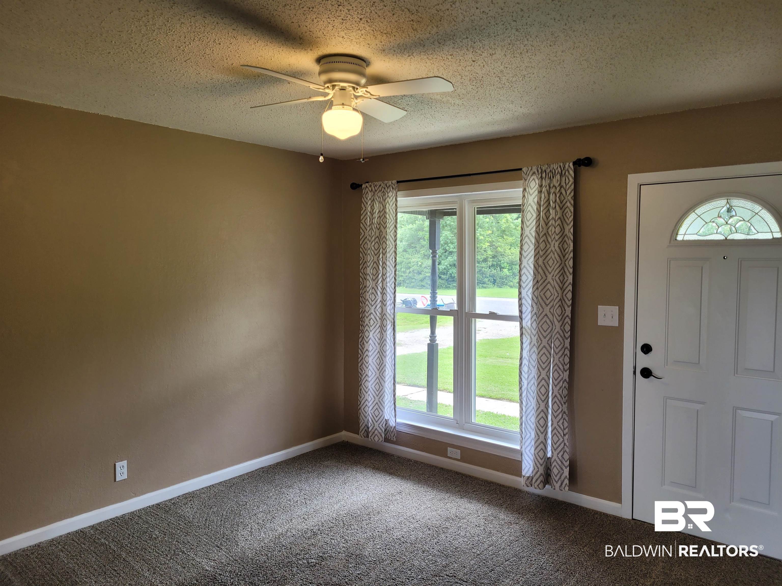 1071 North Magnolia Street Loxley, AL 36551 - Photo 4 of 19