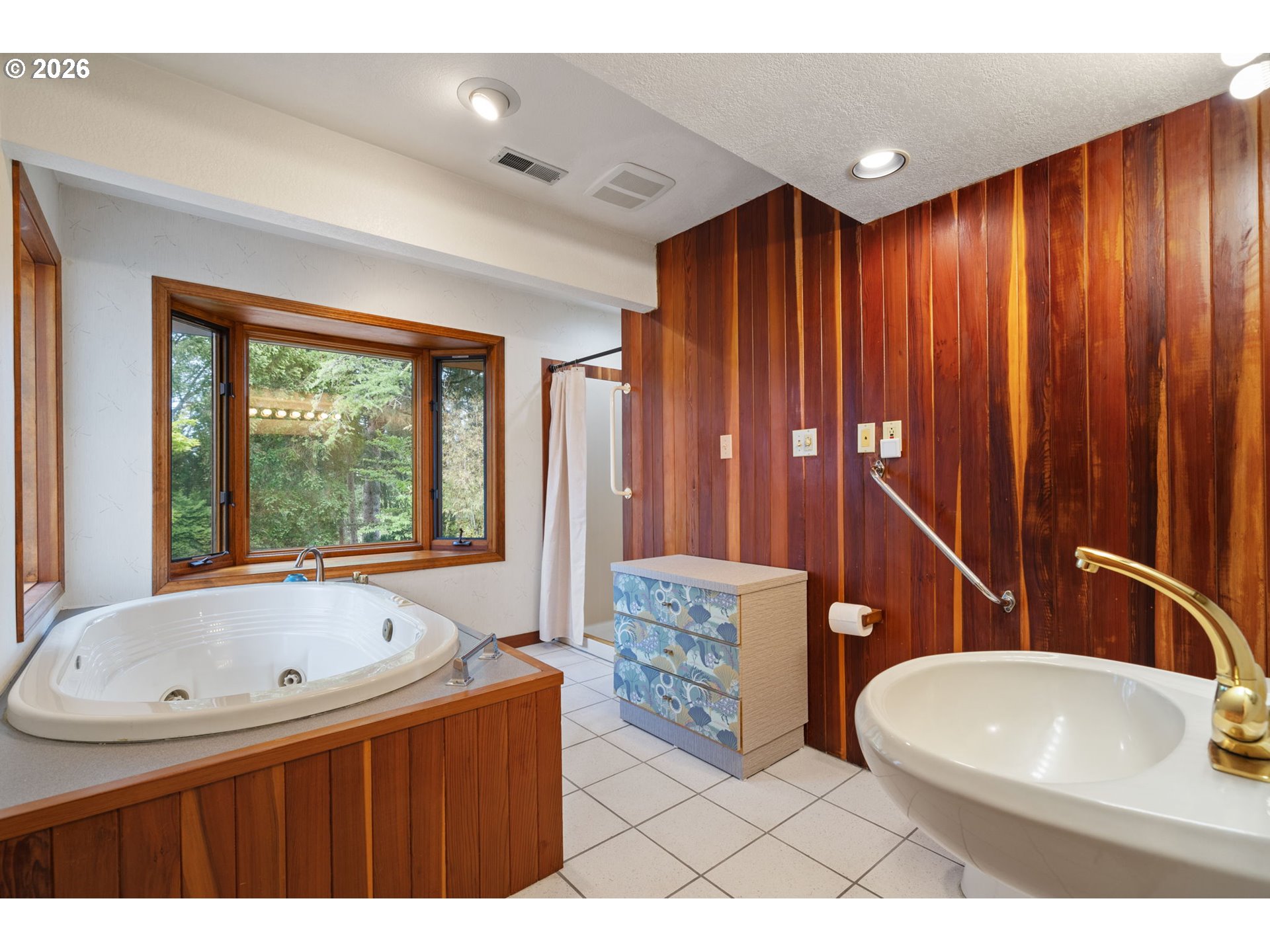 3817 Southwest Baird Street Portland, OR 97219 - Photo 28 of 44