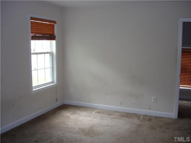 110 Few Circle Durham, NC 27705 - Photo 10 of 12