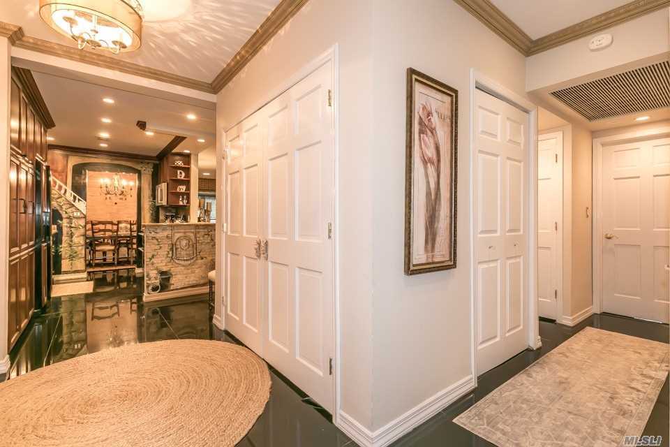171 South Middle Neck Road, Unit 1B Great Neck, NY 11021 - Photo 1 of 1
