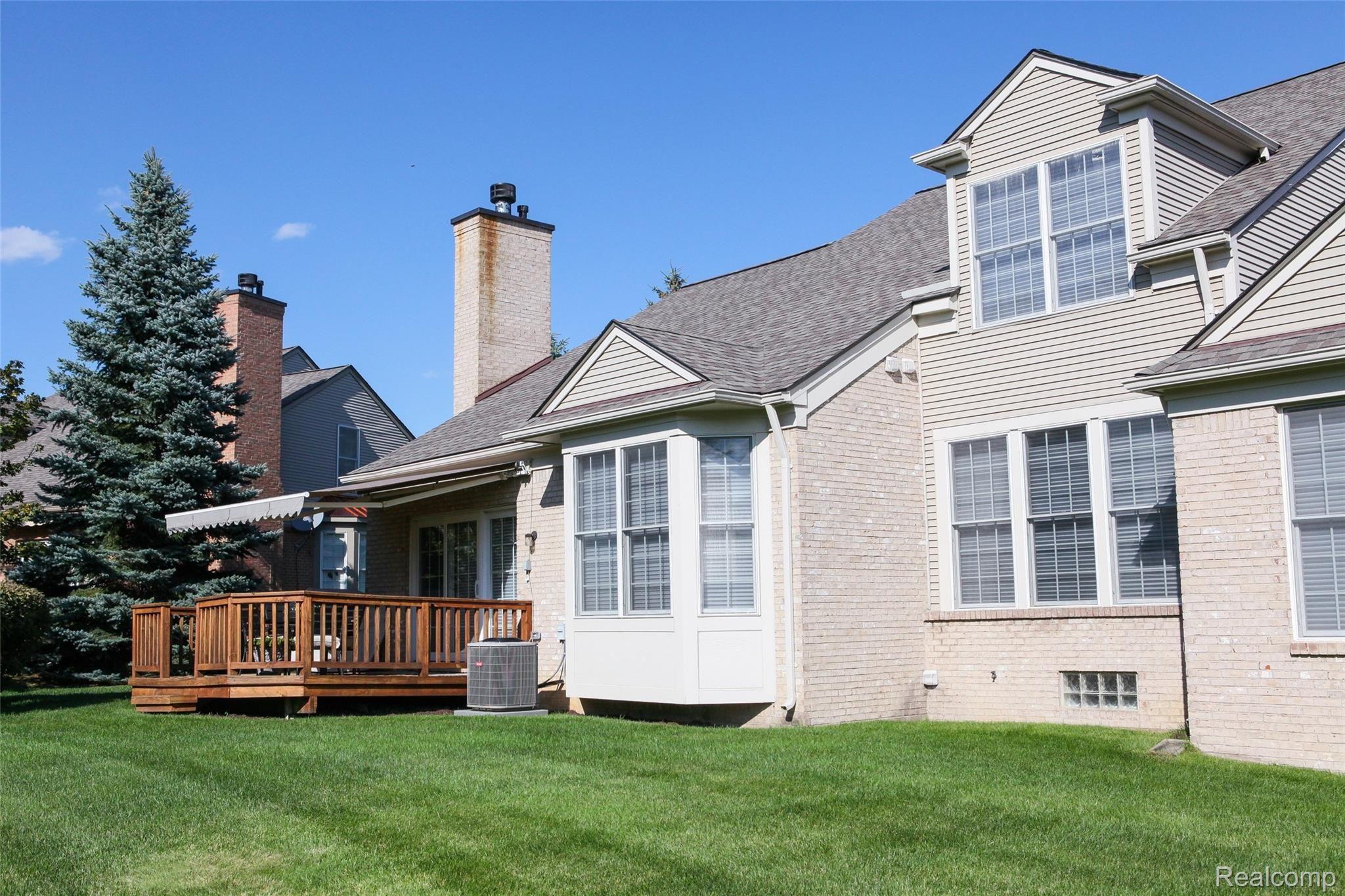 1385 Copper Circle, Unit 36 Rochester, MI 48306 - Photo 41 of 47 IMG_0452.jpg