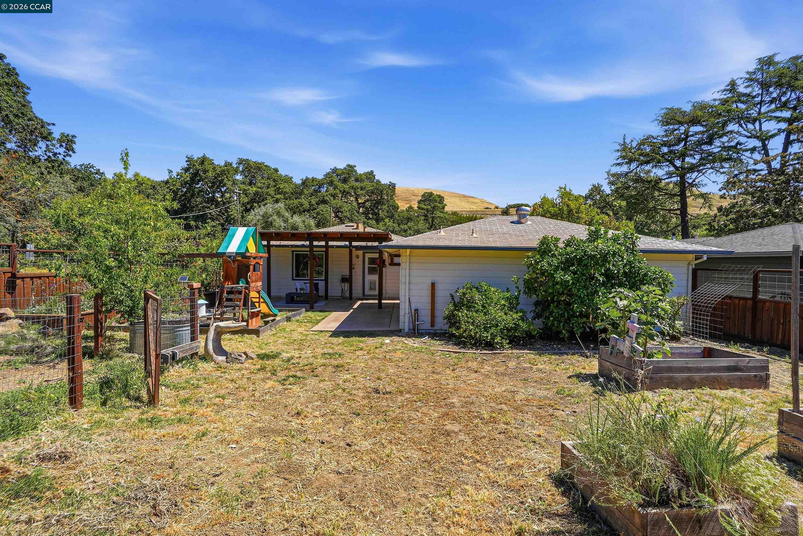1911 Franklin Canyon Road Martinez, CA 94553 - Photo 34 of 41