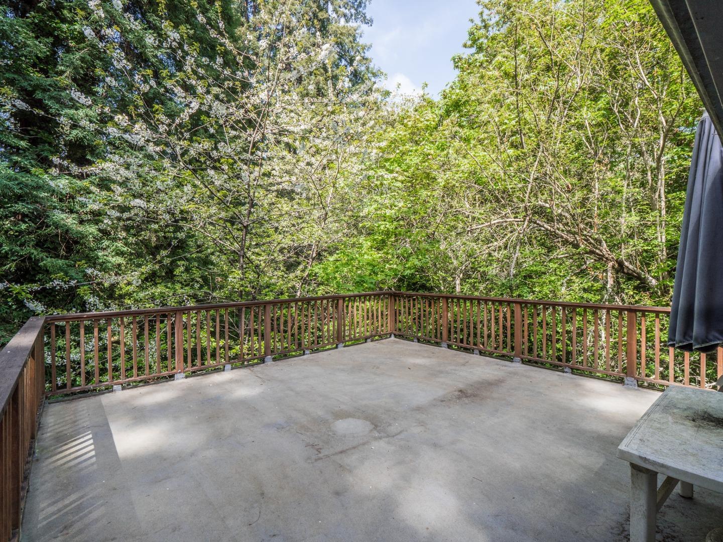 215 Robideaux Road Aptos, CA 95003 - Photo 9 of 55 Gallery Image 9