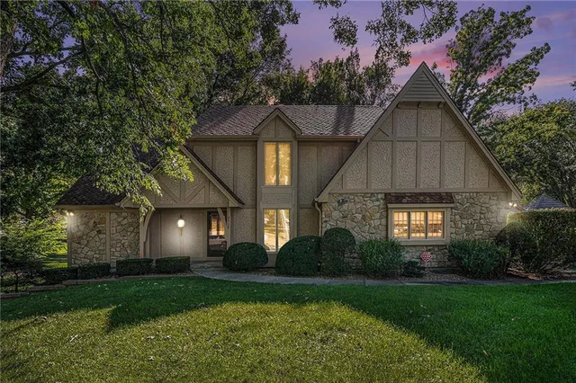 $450,000 | 4328 North Main Street, Kansas City, MO 64116