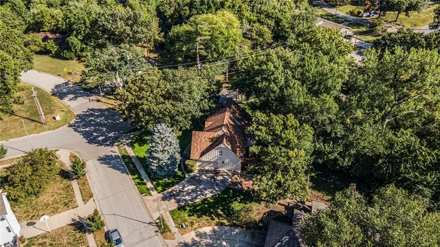 $450,000 | 4328 North Main Street, Kansas City, MO 64116