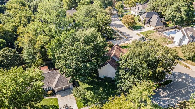 $450,000 | 4328 North Main Street, Kansas City, MO 64116