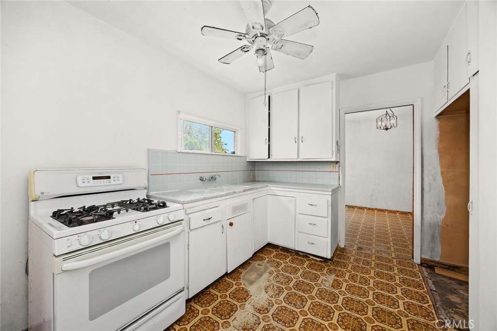 11429 Hemlock Street El Monte, CA 91732 - Photo 7 of 21