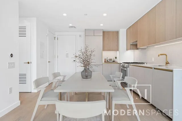 $1,170,000 | 3 Court Square, Unit 910 | Long Island City