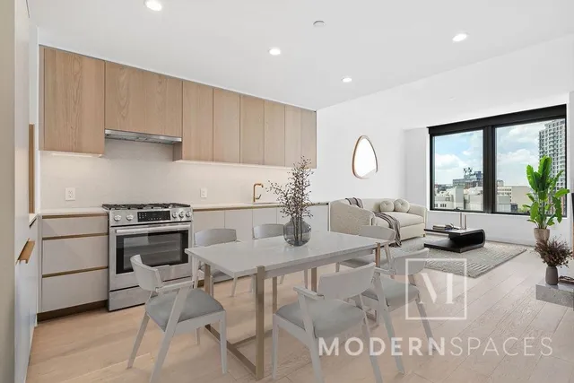 $1,170,000 | 3 Court Square, Unit 910 | Long Island City