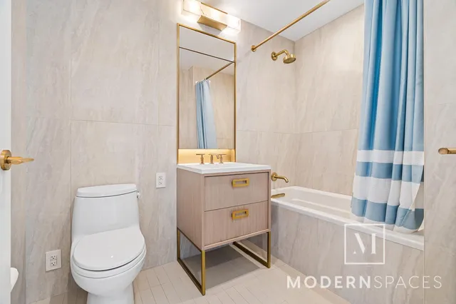 $1,170,000 | 3 Court Square, Unit 910 | Long Island City