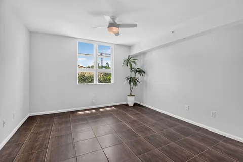 $649,000 | 403 South Sapodilla Avenue, Unit 307, West Palm Beach, FL 33401