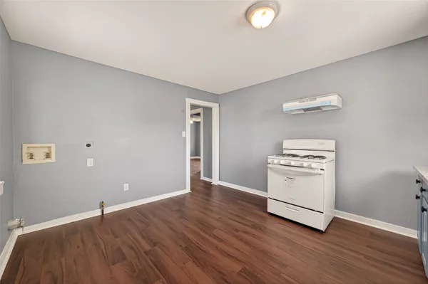 $995 | 3827 Wayne Street, Houston, TX 77026