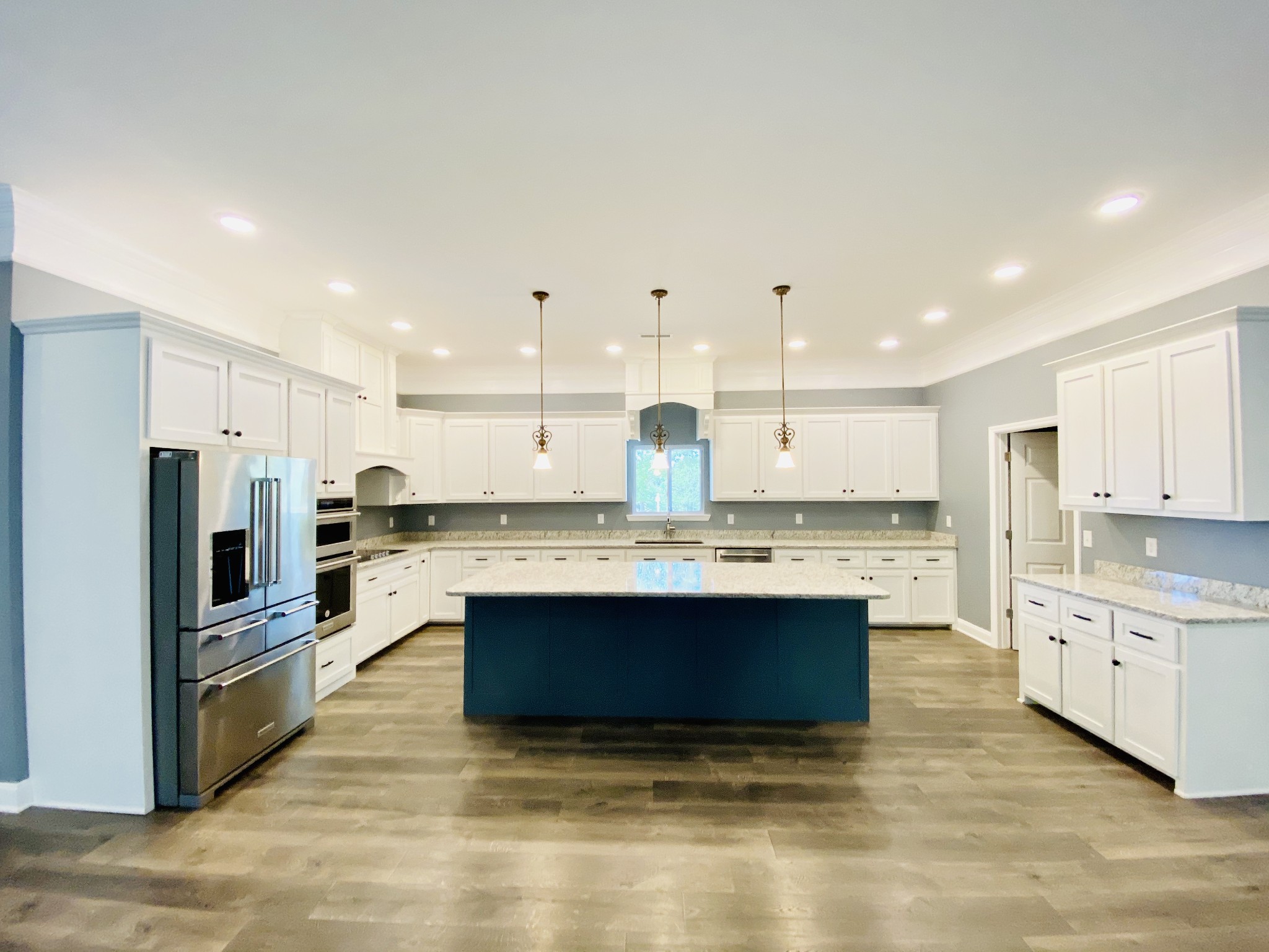 1076 Jack Saunders Road Waverly, TN 37185 - Photo 1 of 48