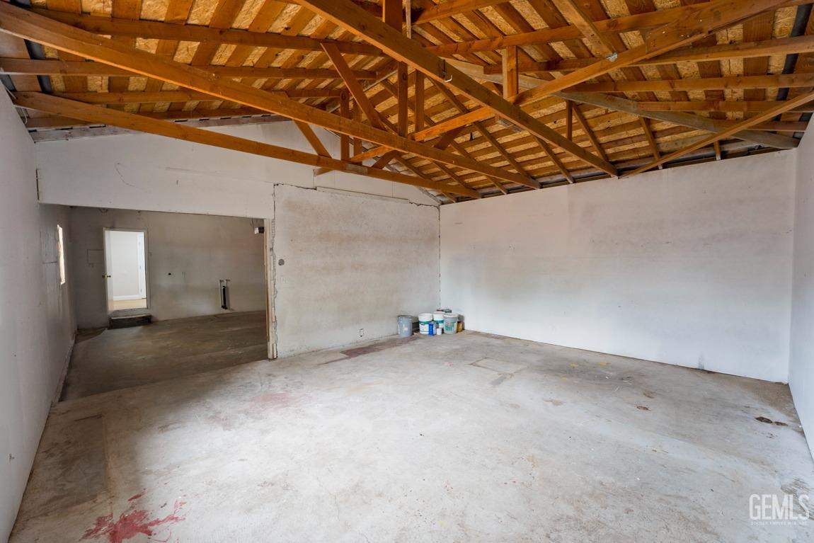 Undisclosed Address Bakersfield, CA 93304 - Photo 20 of 20 a view of empty room