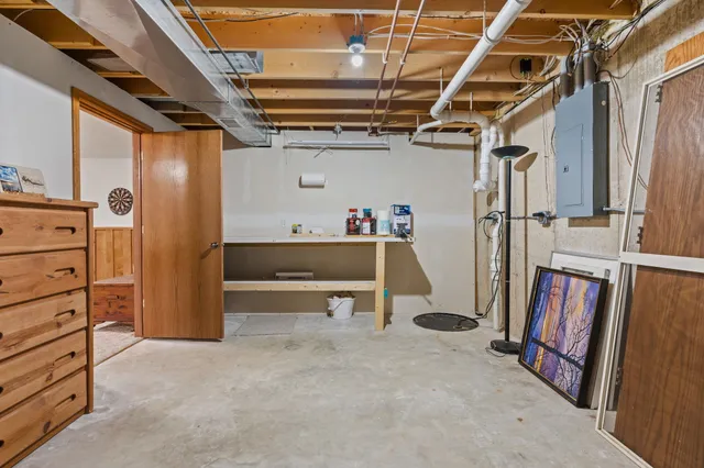 $435,000 | 845 Norwich Court, Nekoosa, WI 54457