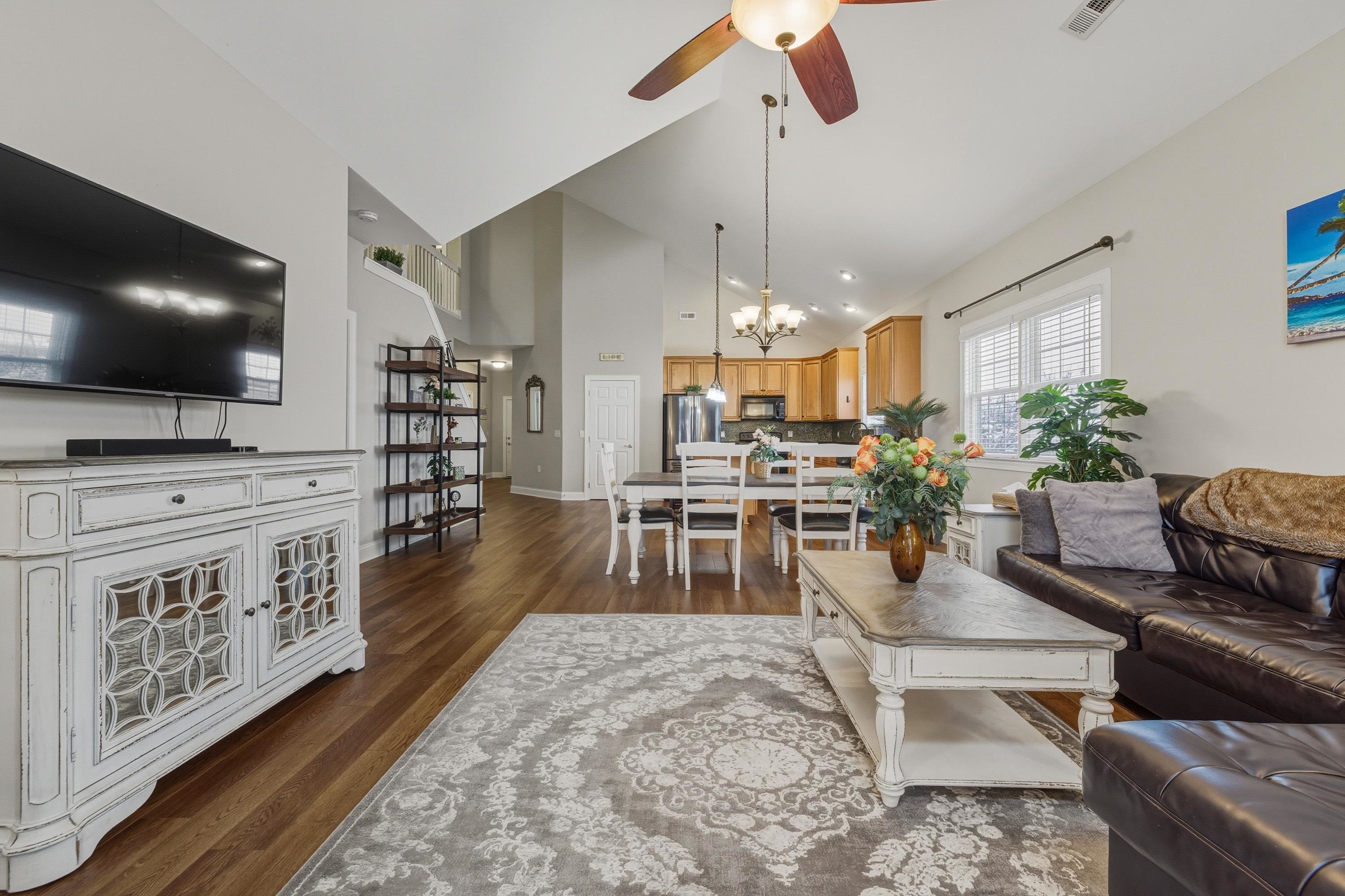 470 Callaway Circle Harrisonburg, VA 22801 - Photo 21 of 73 a living room with furniture and wooden floor