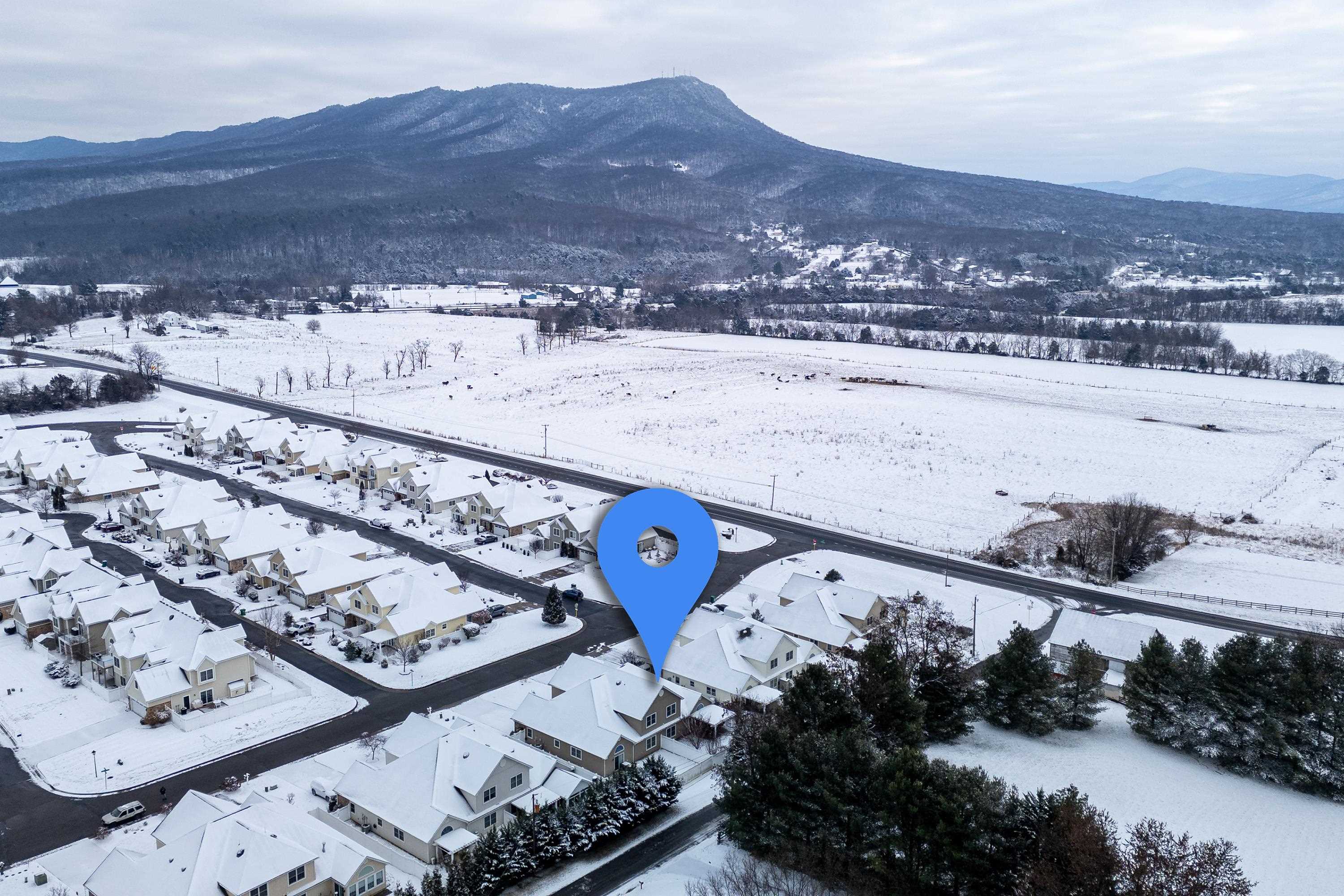 470 Callaway Circle Harrisonburg, VA 22801 - Photo 63 of 73 a view of balcony with wooden floor