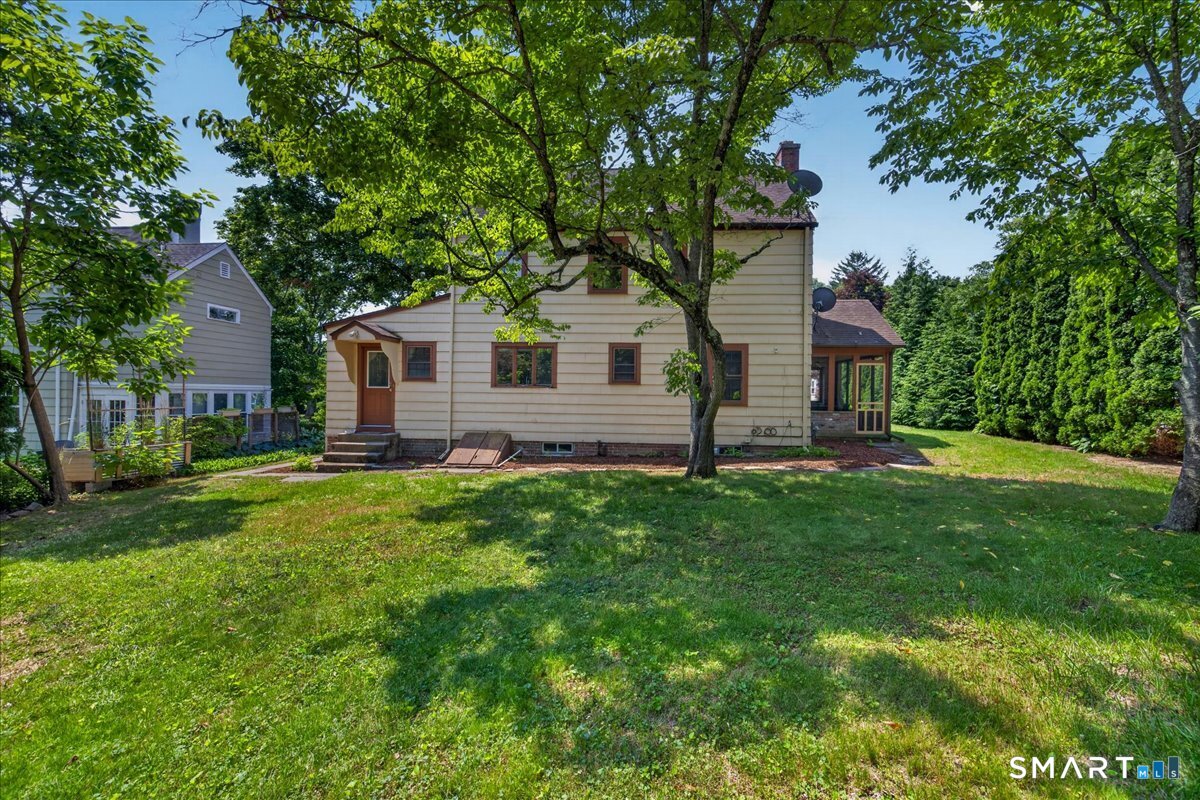 58 Myra Road Hamden, CT 06517 - Photo 30 of 38