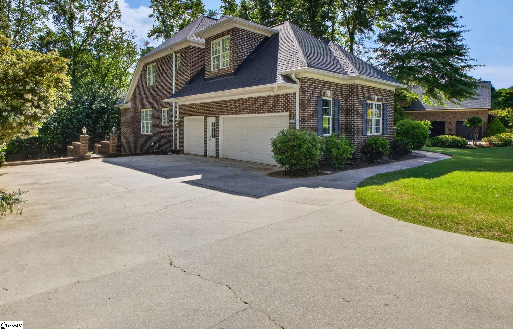 14 Sycamore Ridge Drive Simpsonville, SC 29681 - Photo 2 of 41 Gallery Image 2